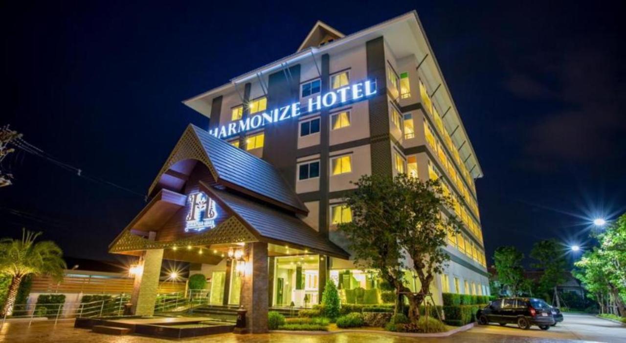 Harmonize Hotel- Sha Extra Plus Chiang Mai Exterior foto